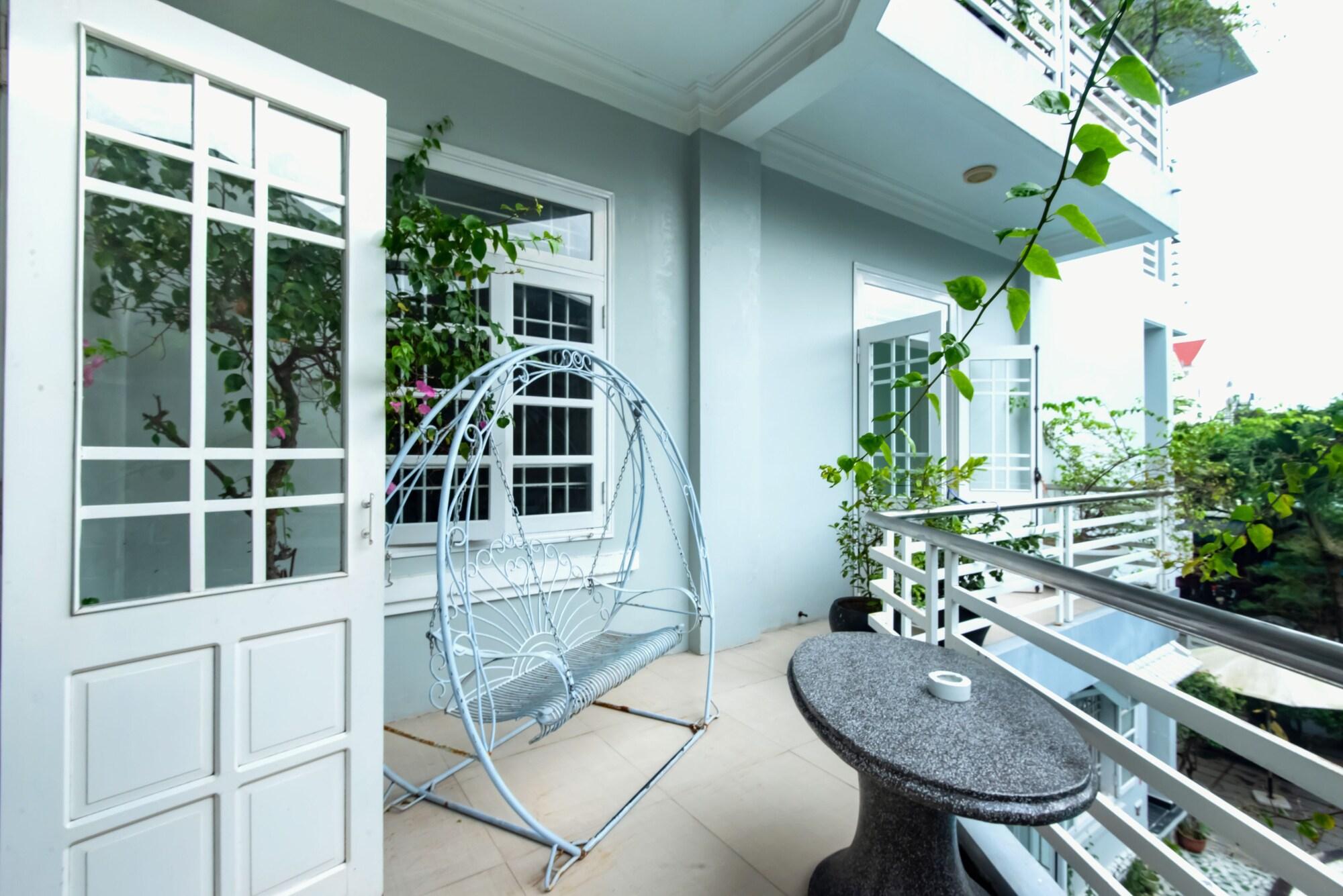 The Moon Villa هوي ان المظهر الخارجي الصورة